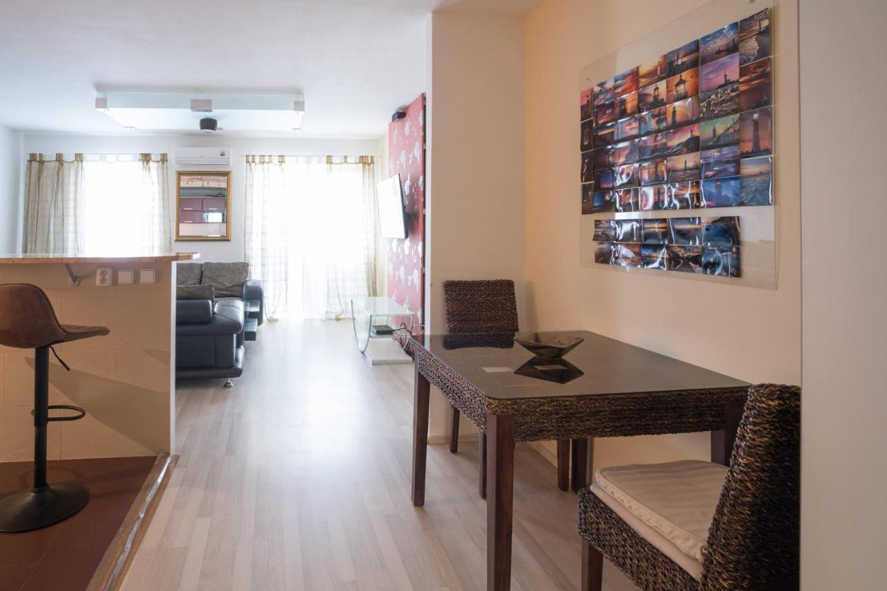Apartment Vodni With Parking Brno Exteriör bild